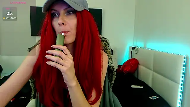 EvelynQueenn online show from 03.14.25