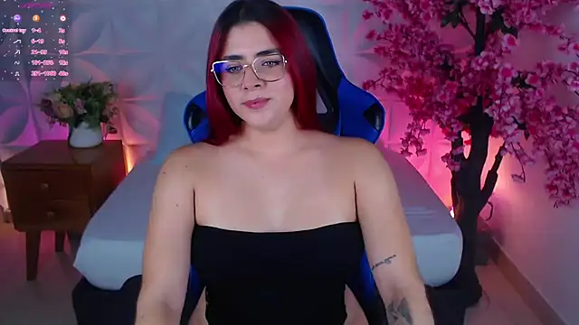 lizowenn  online show from 10.29.25