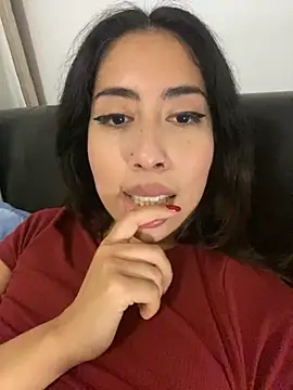 Snapshot of LorenaAnderson chatting on 10.07.25 LorenaAnderson online show from 10.07.25