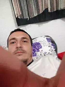 mayk18cm online show from 10.22.25