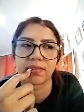 Snapshot of AriaRusso chatting on 02.01.25 AriaRusso online show from 02.01.25