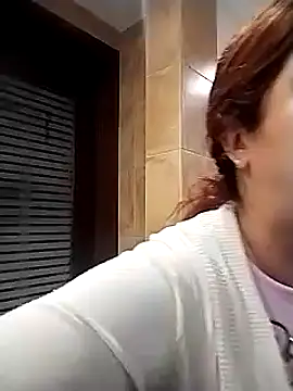 Snapshot of AriaRusso chatting on 02.12.25 AriaRusso online show from 02.12.25