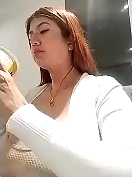 Snapshot of AriaRusso chatting on 02.18.25 AriaRusso online show from 02.18.25