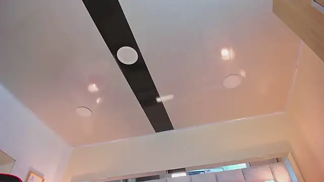 mariiahneedles online show from 01.14.25