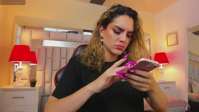 mariiahneedles online show from 01.22.25