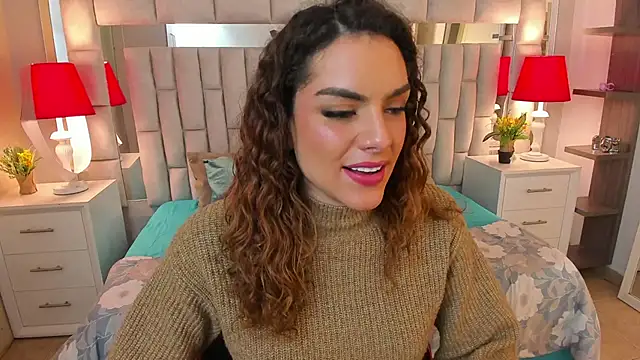 mariiahneedles online show from 10.11.25