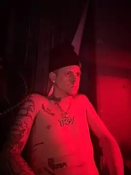 Snapshot of traejddd chatting on 10.15.25 traejddd online show from 10.15.25