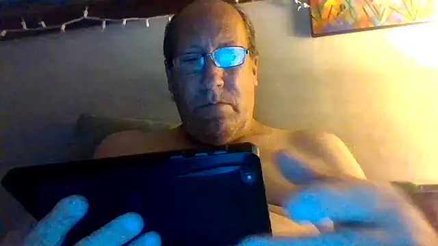 hornyrich69 online show from 04.14.26