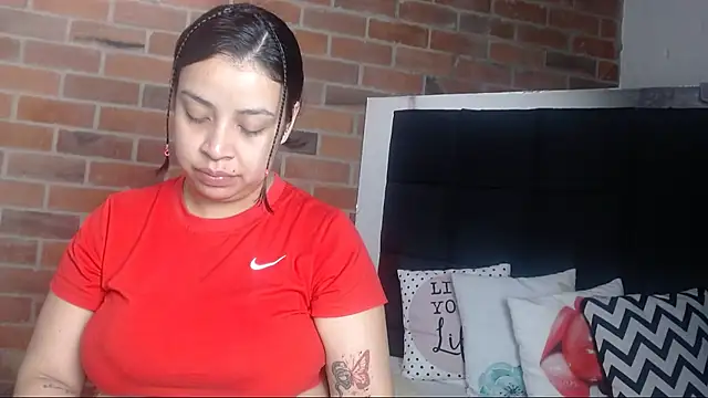 Snapshot of salome__hills1 chatting on 01.08.25 salome hills1 online show from 01.08.25