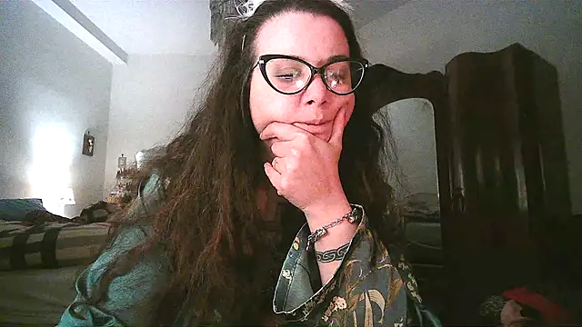 AliceBehind online show from 03.29.26