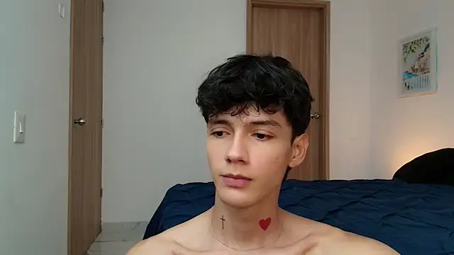 Snapshot of badboy_one_ chatting on 11.08.25 badboy one online show from 11.08.25