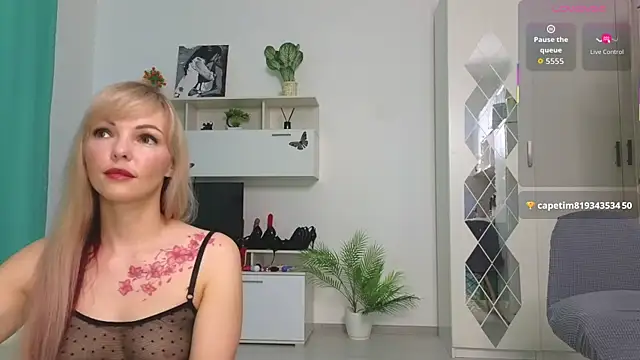 Molliblum online show from 05.20.26