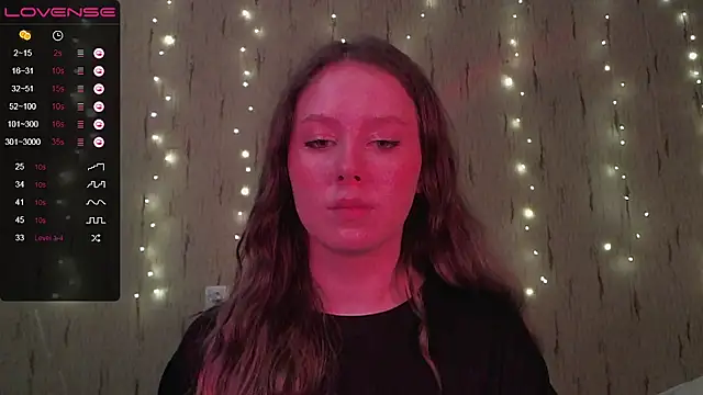 Snapshot of kkk_200 chatting on 12.30.24 kkk 200 online show from 12.30.24