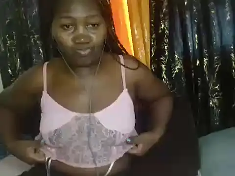Snapshot of Sexxy_pretty24 chatting on 05.25.26 Sexxy pretty24 online show from 05.25.26