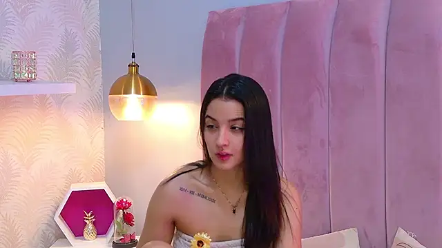 LeenaBrown online show from 06.03.26