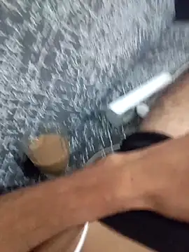 Kurtsikicixh online show from 10.23.25