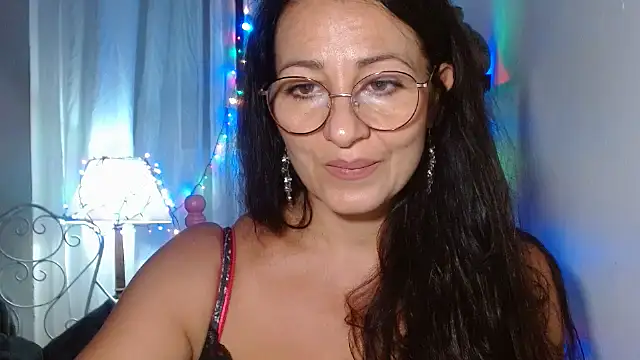 Snapshot of KeisyNeonX chatting on 09.29.25 KeisyNeonX online show from 09.29.25
