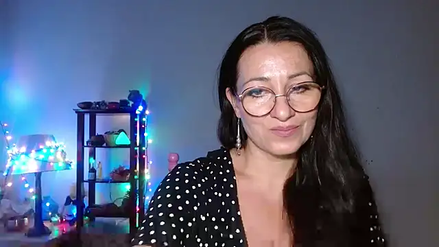 Snapshot of KeisyNeonX chatting on 10.04.25 KeisyNeonX online show from 10.04.25