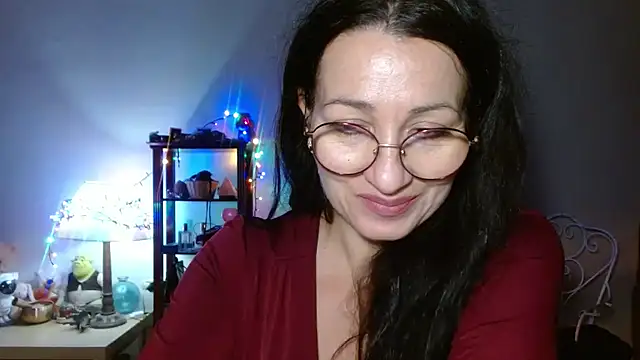 KeisyNeonX online show from 12.05.25