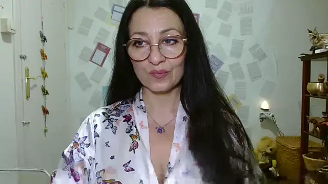 Snapshot of KeisyNeonX chatting on 05.07.26 KeisyNeonX online show from 05.07.26