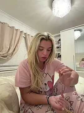 IrishTeenBarbie69 online show from 06.10.26