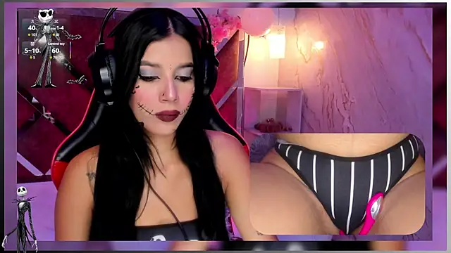 SweetieCloe  online show from 10.14.25