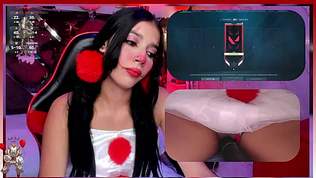 SweetieCloe  online show from 10.24.25