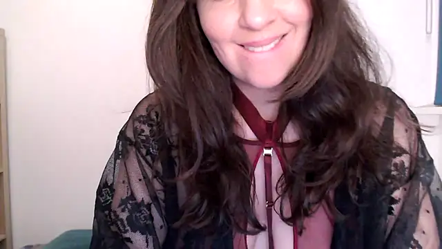 Snapshot of Ella_Next_Door chatting on 02.22.26 Ella Next Door online show from 02.22.26