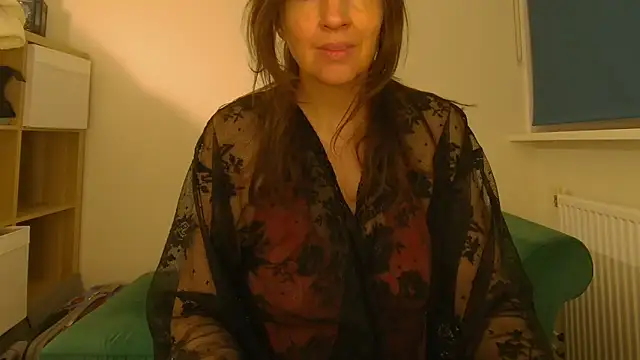 Ella Next Door online show from 05.17.26