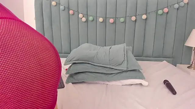 ChannelFox   online show from 02.19.25