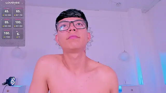 CodyTwink online show from 11.08.25