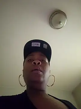 AllLeggs online show from 04.12.26