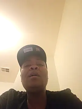 AllLeggs online show from 04.15.26