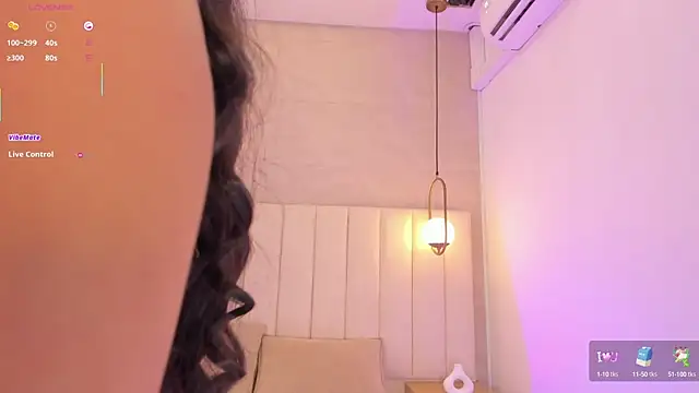  Dahiana online show from 03.20.25