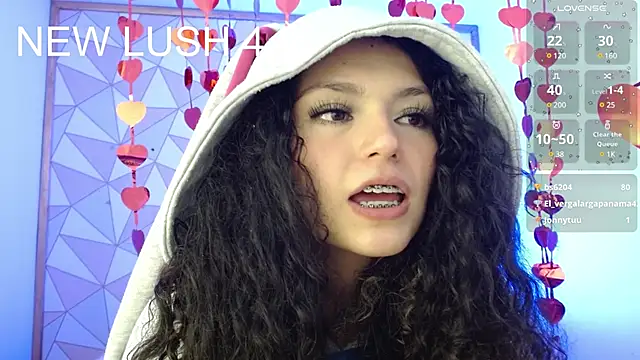 Snapshot of mapelove chatting on 02.19.25 mapelove online show from 02.19.25