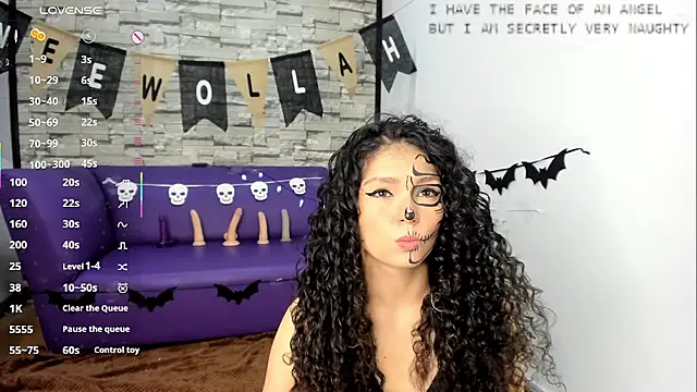 Snapshot of mapelove chatting on 10.01.25 mapelove online show from 10.01.25