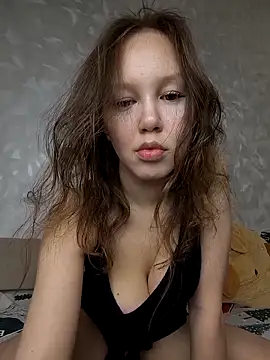 Snapshot of _AnMiss_ chatting on 02.04.26 AnMiss online show from 02.04.26