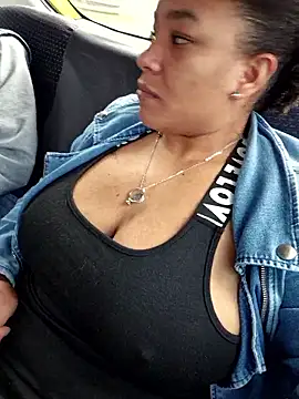 Selket11 online show from 11.30.25