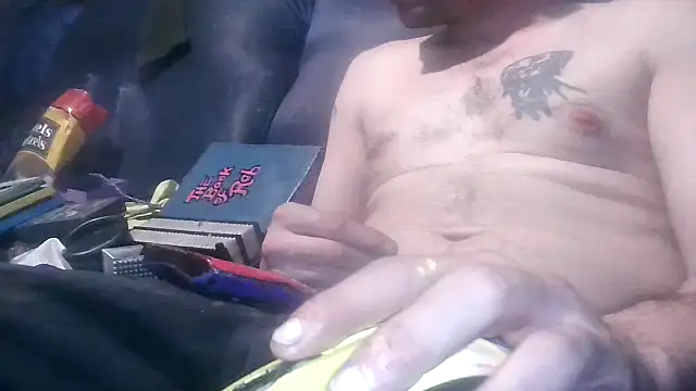 robeaulieu02 online show from 02.26.25