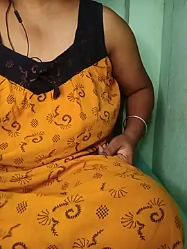 Snapshot of Ritababhi chatting on 03.11.25 Ritababhi online show from 03.11.25