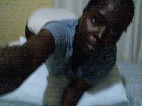 Snapshot of ara_bella chatting on 11.03.25 ara bella online show from 11.03.25