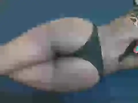 Snapshot of lella-0 chatting on 10.17.25 lella-0 online show from 10.17.25