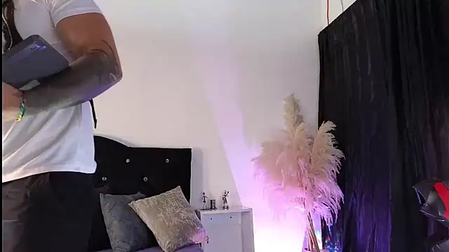 Snapshot of john_cartter1 chatting on 10.30.25 john cartter1 online show from 10.30.25