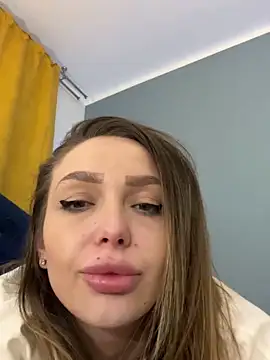 AnnaMaee online show from 01.16.25