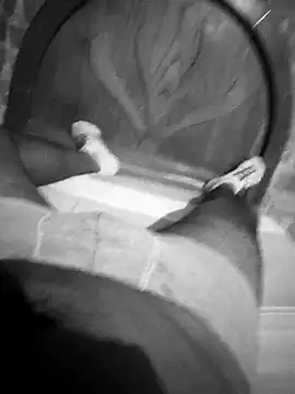 Snapshot of Dnick2 chatting on 02.13.25 Dnick2 online show from 02.13.25