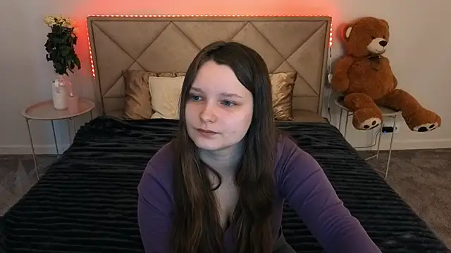 MagicPeachh  online show from 03.20.26