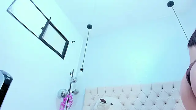 Victoria Coleman online show from 12.19.25