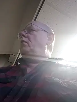 andrejoyfull64 online show from 04.28.26