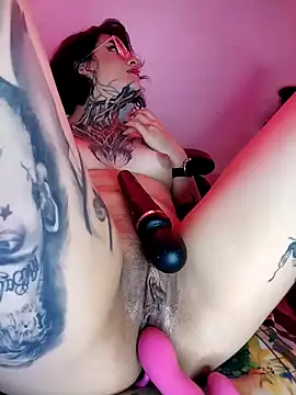 Snapshot of taaylor33 chatting on 01.02.25 taaylor33 online show from 01.02.25