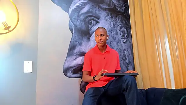 Snapshot of Ethan_Fox11 chatting on 01.27.25 Ethan Fox11 online show from 01.27.25